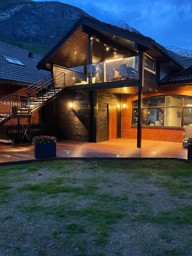 Olden Apartments 3, Penthouse. Exterior photo